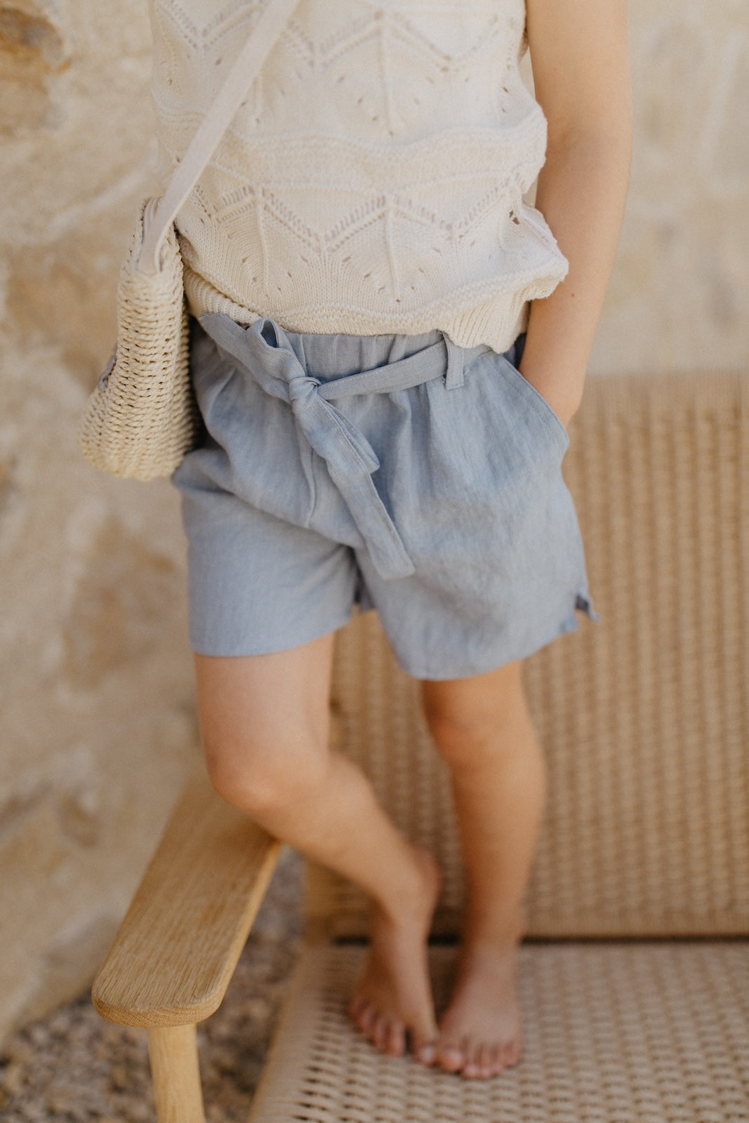 Linen shorts 'clear blue' with belt