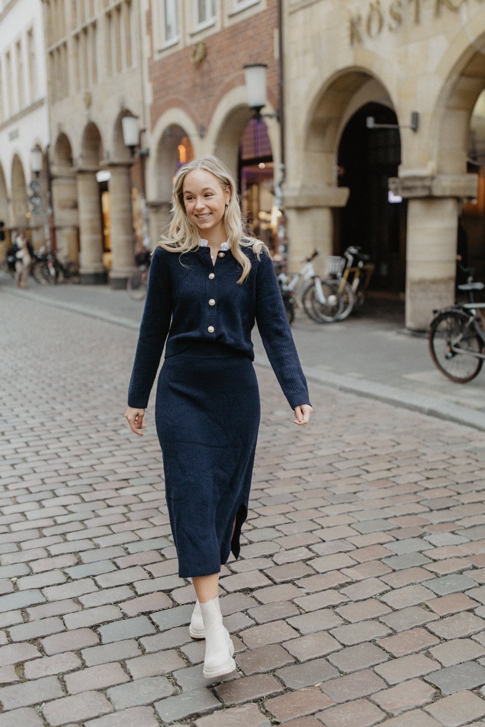 leevje by AM Cardigan 'Elina' navy